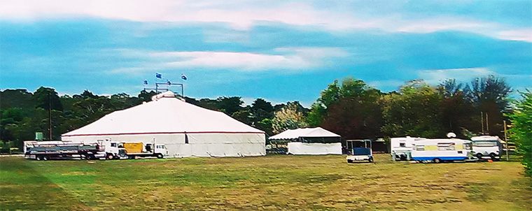 Co-)pera Big Top